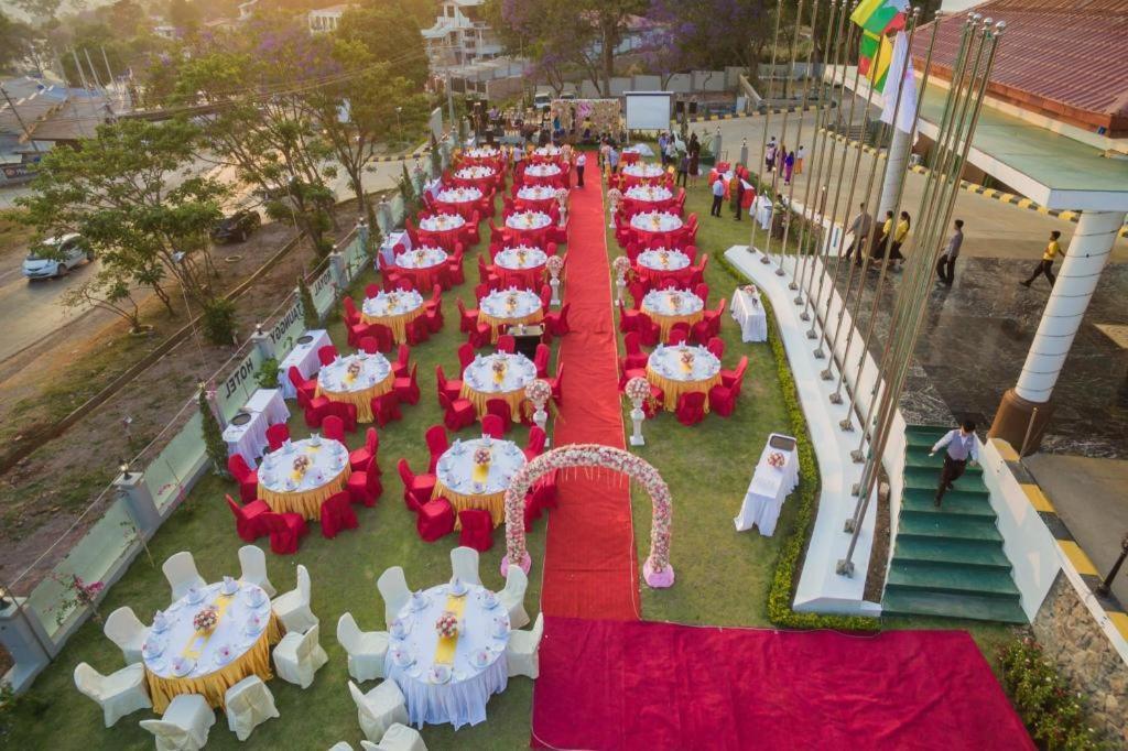 Royal Taunggyi Hotel Exterior photo