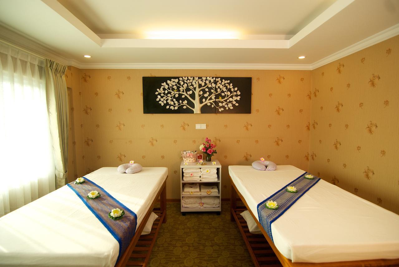 Royal Taunggyi Hotel Exterior photo